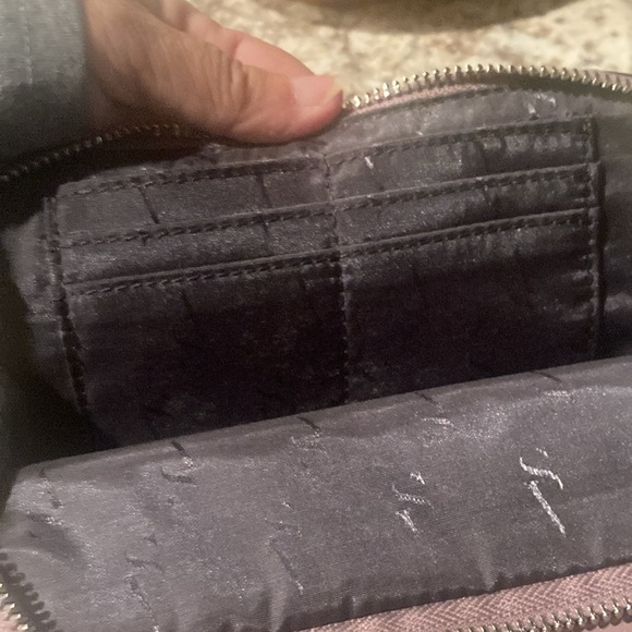 Simple Vera crossover bag - Picture 4 of 13